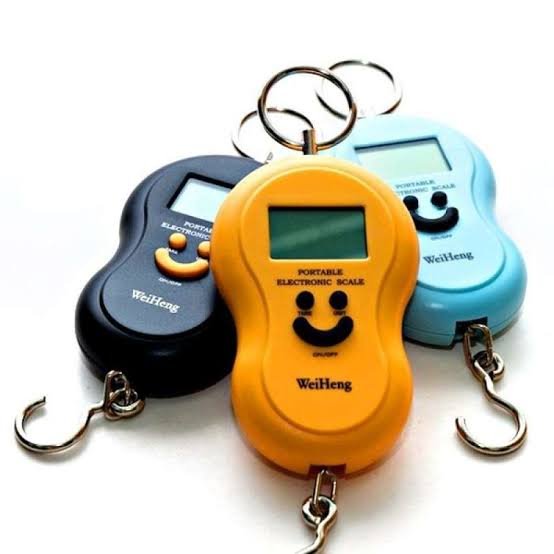 Timbangan Digital Gantung Smile 40KG Portable Electronic Scale Mini LCD untuk Koper Bagasi Barang Paket Laundry Ikan Sayur Travel Luggage Scale Timbangan Tangan Praktis Mudah Dibawa dengan Layar LCD - Gambar 4