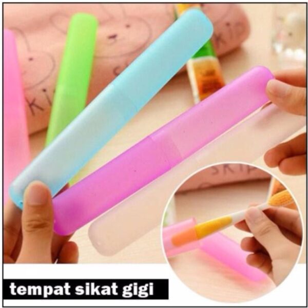 Tempat Penyimpanan Sikat Gigi Tutup Warna Warni Praktis