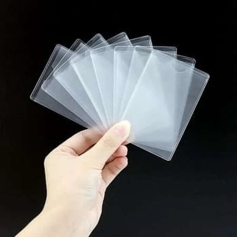 Plastik Pelindung Kartu ATM KTP SIM Transparan Waterproof Cover Card Holder Sleeve Mika Bening Tebal Anti Air Pelindung Chip Magnetik Anti Gores untuk Dompet Kartu Nama Agar Tidak Baret Terkelupas Awet - Gambar 5