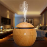 Taffware HUMI Air Humidifier Mini Ultrasonic Aroma Diffuser 130ml - H41 Aromatherapy Air Humidifier Desain Kayu Alat Pelembab Udara Penyemprot Udara Diffuser Minyak Esensial Aromatherapy Mist Maker Lampu Tidur LED Portable