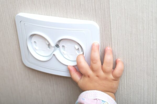 Penutup Stop Kontak Pelindung Stop Kontak Safety Socket Plug Listrik EU Tutup Pengaman Cover Stop Kontak Bayi