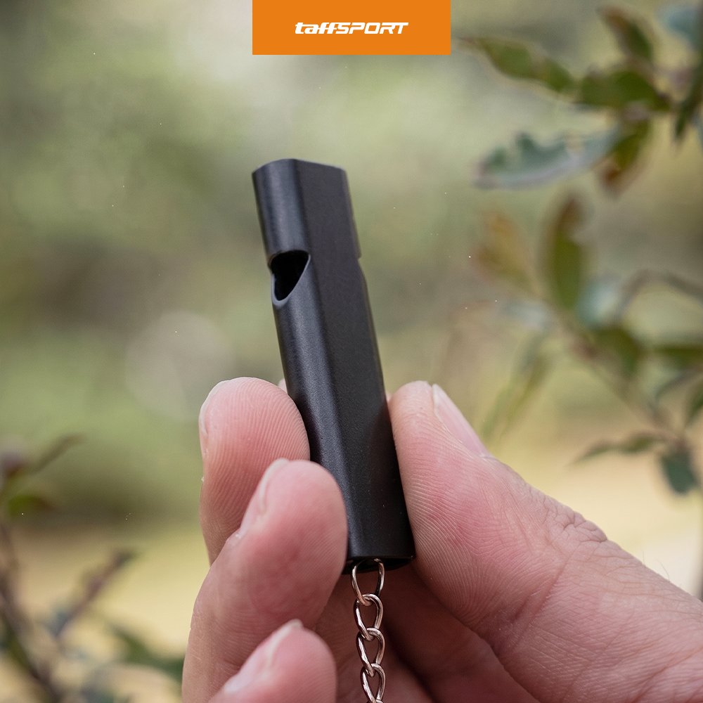 TaffSPORT Gantungan Kunci Peluit Z648 Aluminium Outdoor Whistle Pluit Darurat Survival Emergency untuk Motor Tas Ransel Camping Hiking Petualangan Penanda Suara Pengaman Portable - Gambar 8