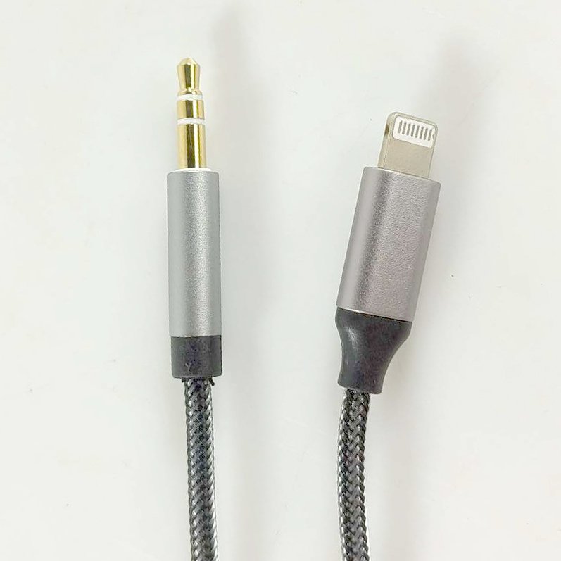 ChicRain VW-1 Kabel Audio Lightning to AUX 3.5mm 1M iPhone HiFi Stereo Male to Male Kabel iPhone ke Speaker Headphone Audio Mobil Stable Signal Nilon Braided Tembaga untuk iPhone iPad iOS 14+ Black Silver - Gambar 7