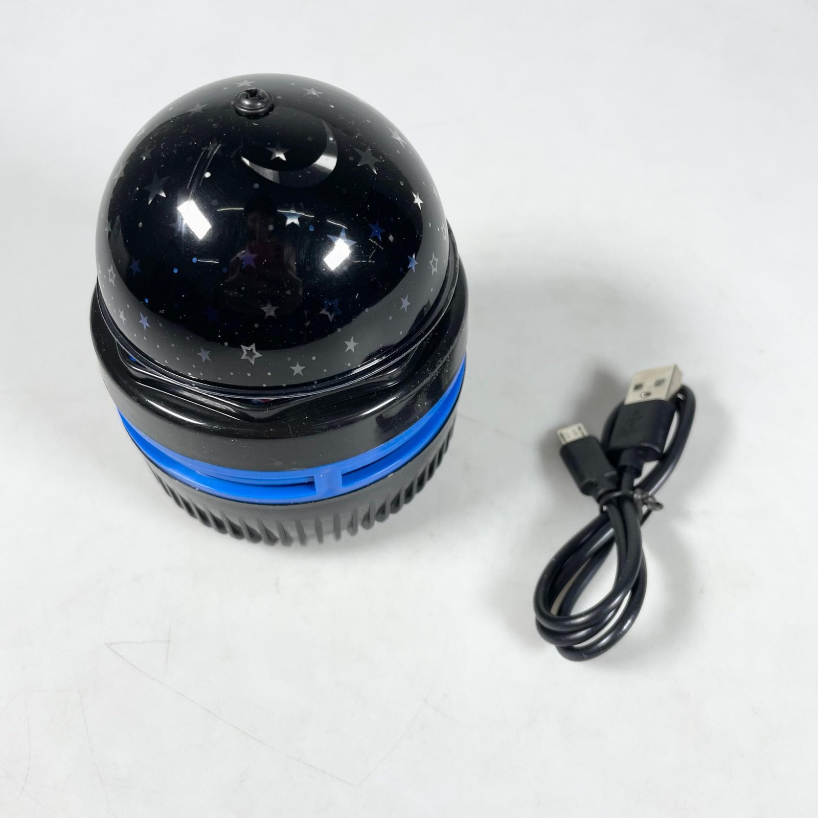 TaffLED KERI Lampu Tidur Proyektor LED RGB Moon Night Light Star XKL-Q6 5V 3W Lampu Bulan Bintang Aesthetic 360 Rotasi untuk Kamar Anak Dekorasi Ruangan Pesta Ulang Tahun Lampu Malam Micro USB - Gambar 4