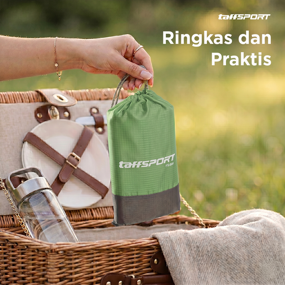 TaffSPORT Tikar Lipat Camping FS-008 Matras Piknik Waterproof 140x200cm Tahan Air dan Pasir Nilon 210T dengan 4 Pasak serta Pouch untuk Pantai Gunung Taman Kemah Hiking Traveling Outdoor - Gambar 3