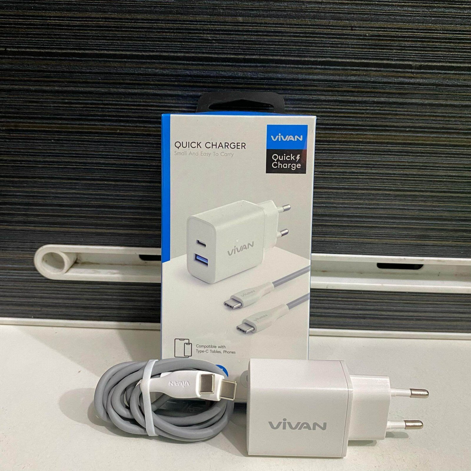 VIVAN Power C21 Charger Set 20W Original Kepala Adaptor Travel Charger Dual Port USB-C USB-A Fast Charging PD QC 3.0 Output 3A Pengisian Daya Cepat untuk Dua Perangkat Sekaligus Aman Praktis dan Efisien - Gambar 6