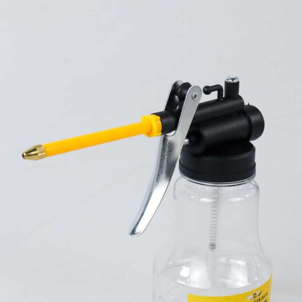 Oil Can Oli Can Pot Tempat Wadah Tabung Botol Pompa Oli ukuran 250ml 250 ml Oil Gun High Pressure Semprotan Pelumas Pump Botol Minyak Gemuk Grease Gun 250ml Q001 - Gambar 5