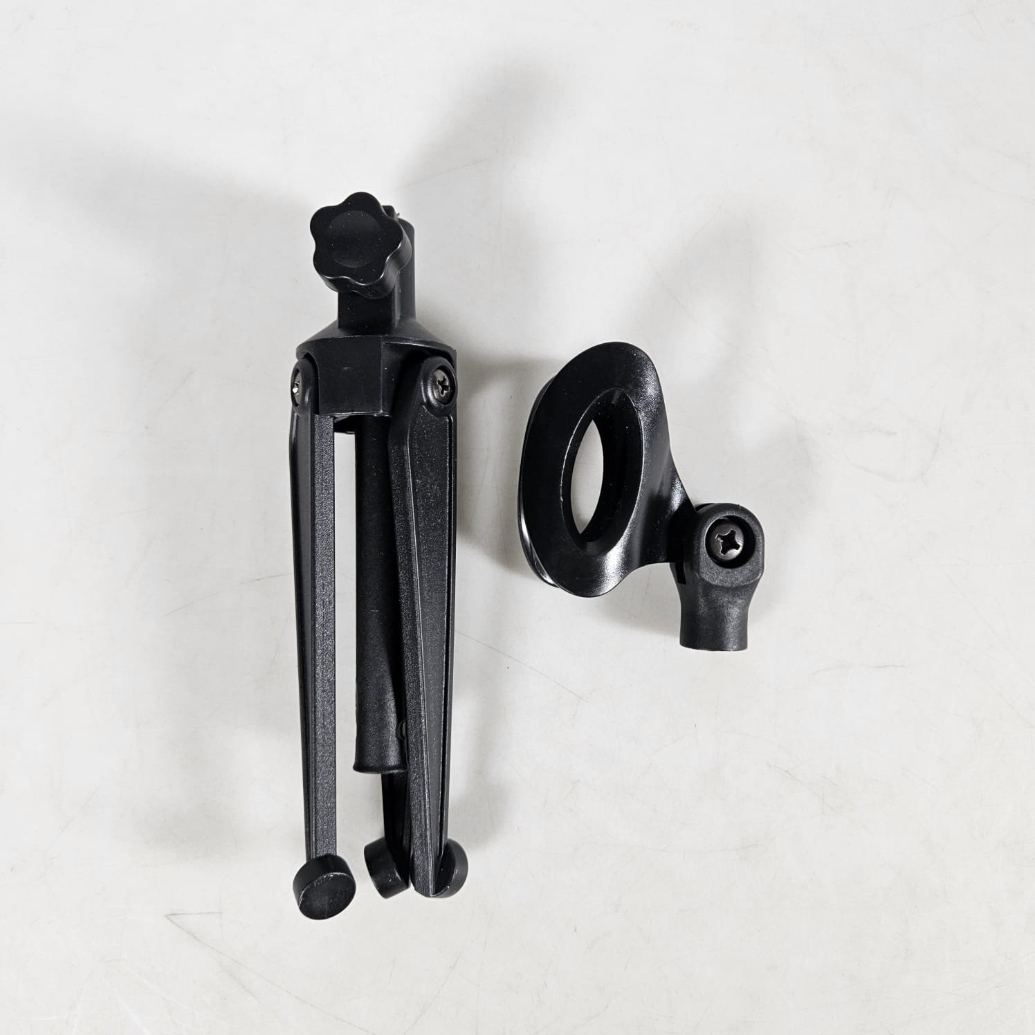 TaffSTUDIO BM-03 Stand Mikrofon Meja Desktop Microphone Holder Tripod Adjustable Height 19-25 cm Universal untuk Mic Condenser Dynamic Shotgun Podcast Live Streaming Broadcasting Karaoke Rekaman Konten Talk Show Black - Gambar 9