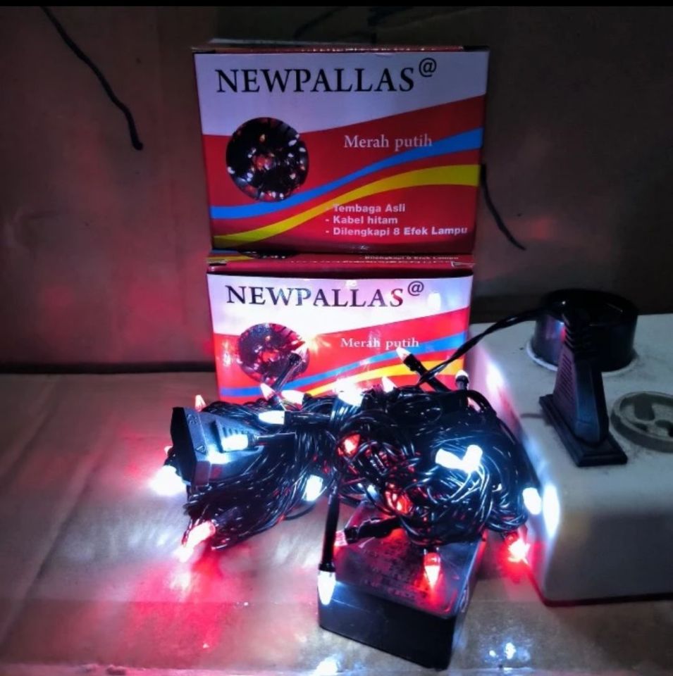 Newpallas Lampu Hias LED Merah Putih 40 LED Panjang 7 Meter Kabel Hitam 8 Lighting Effect Lampu Dekorasi Indoor Outdoor Lampu Natal Tumblr Hias untuk Rumah Kamar Pesta Acara Kemerdekaan 17 Agustus - Gambar 4