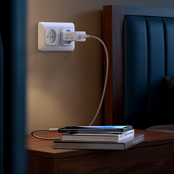 VIVAN Power C30S Charger 30W USB C PD Super Fast Charging Set Adaptor Kepala Charger Include Kabel Type C to Type C 3A Original QC3.0 Power Delivery 8 Safety Protection Mini Charger Garansi Resmi 12 Bulan Putih - Gambar 5