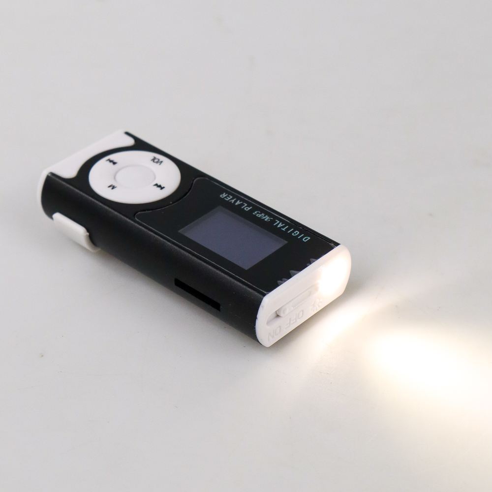 Pemutar Musik Portable MP3 Player 16GB SD Card LCD with Flashlight GC8945 Mini Music Player TF Card AUX 3.5mm Layar LCD Lampu LED Klip Portable Mini USB Mendukung SD Card Hingga 16GB Warna Black - Gambar 4