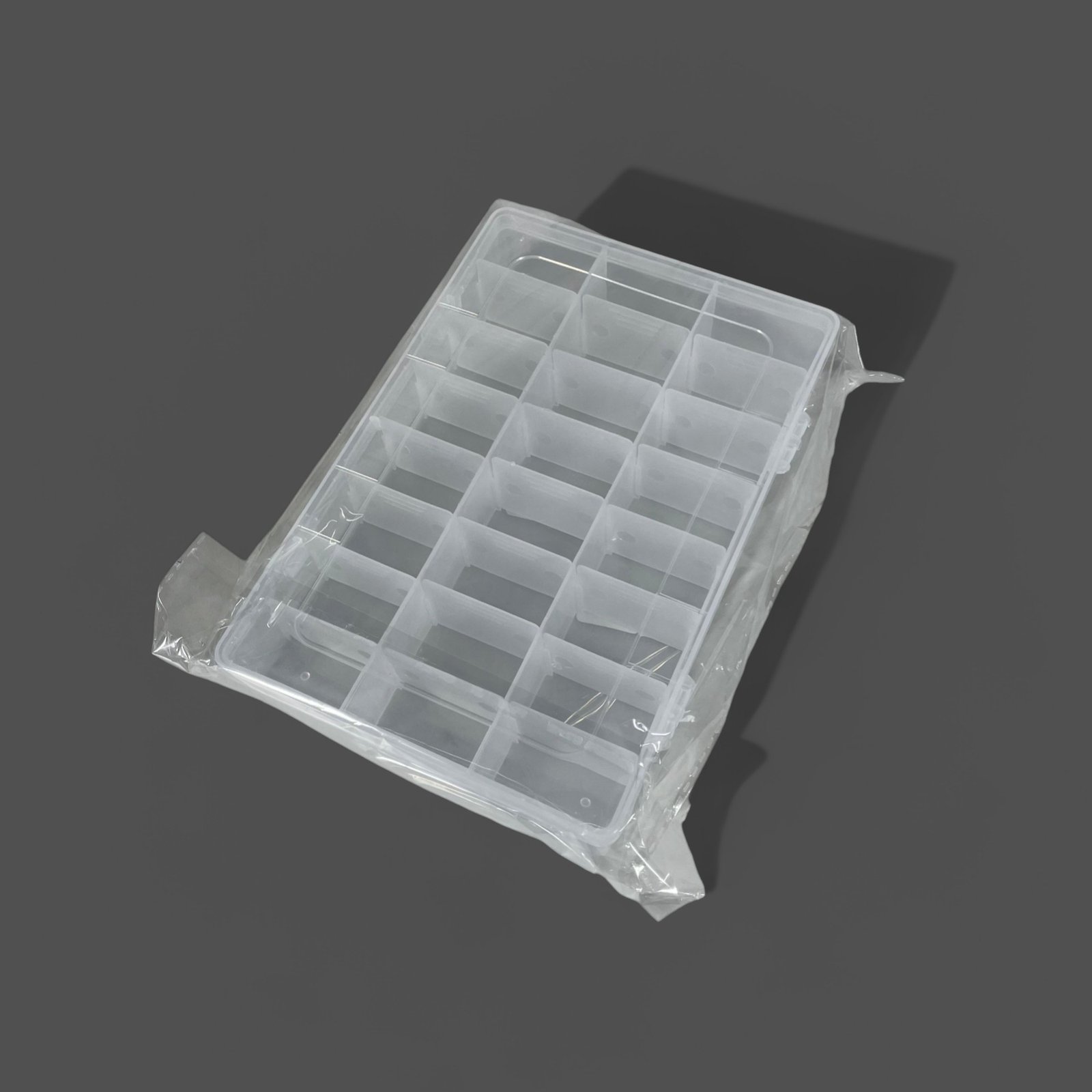 SQUARE J24D Kotak Penyimpanan Multifungsi Adjustable Grid Box 24 Slot Transparan Organizer Barang Kecil untuk Perhiasan Cincin Anting Mur Baut Kancing dan Peniti dengan Sekat Fleksibel Bisa Dilepas Pasang - Gambar 2